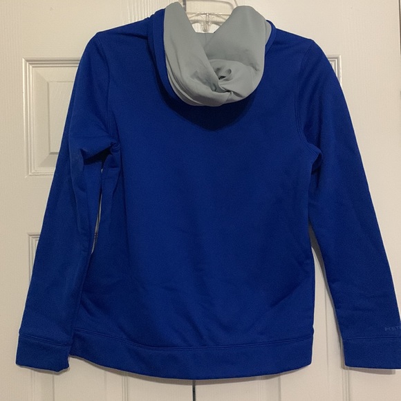 YOUTH UNDER ARMOUR hoodie - Picture 2 of 3